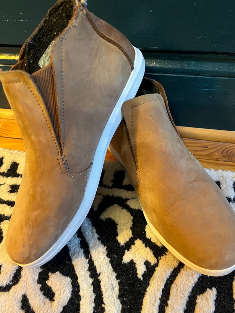 Hawai’iloa Many Hope Waterproof Sneaker Boot in Tan Womens 9.5